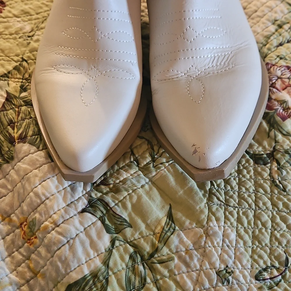 Steve Madden White Windie Boots Size 9.5M - Picture 11 of 12